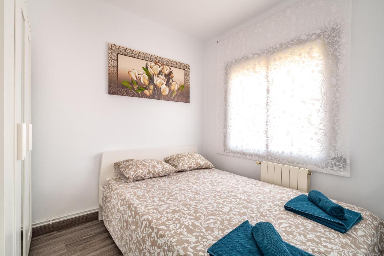 Lovely Apartment Barca 2 ซานต์อาเตรียเดเบซอซ ภายนอก รูปภาพ
