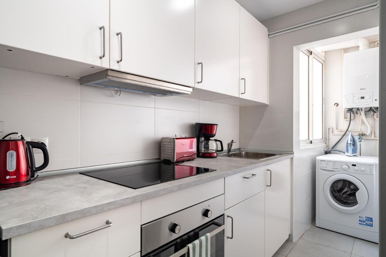 Lovely Apartment Barca 2 ซานต์อาเตรียเดเบซอซ ภายนอก รูปภาพ